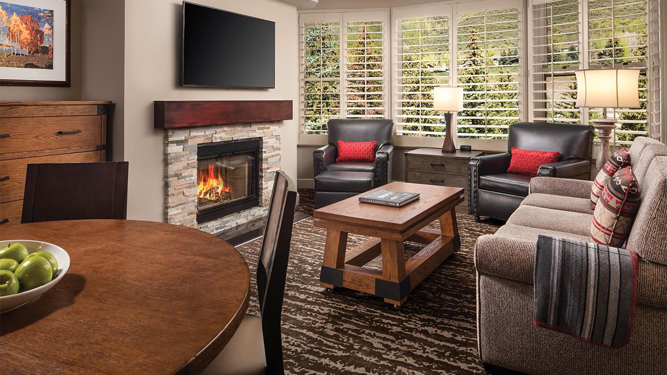 2-Bedroom Villa Living Room and Dining Room